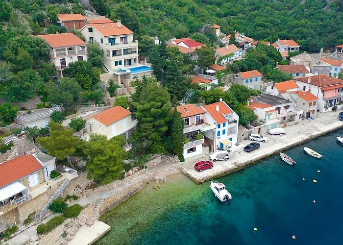Villa Relax , With Seaview And Two Pools Near *