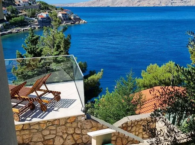 Relax , With Seaview And Two Pools Near * Stari Grad
