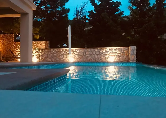 Villa Relax , With Seaview And Two Pools Near