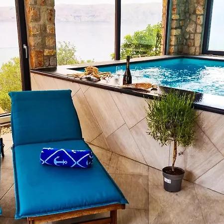 Relax , With Seaview And Two Pools Near *