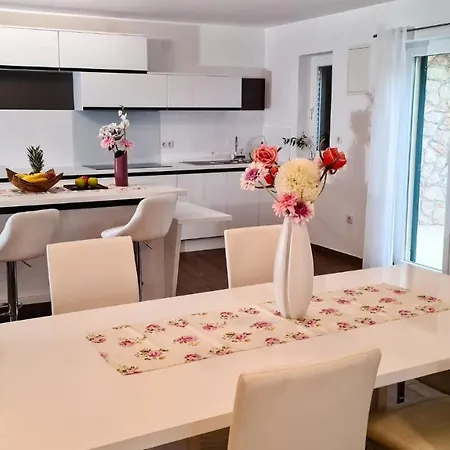 Relax , With Seaview And Two Pools Near * Starigrad (Kvarner)