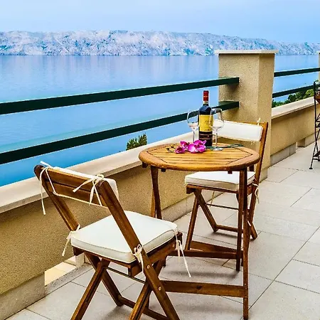Villa Relax , With Seaview And Two Pools Near *