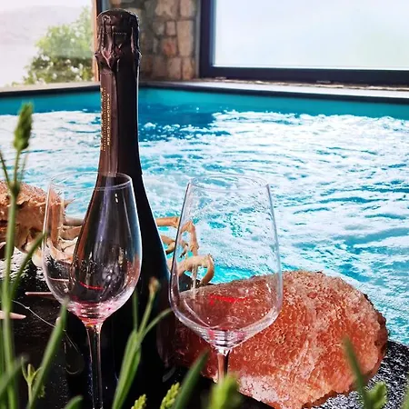 Relax , With Seaview And Two Pools Near * Starigrad (Kvarner)