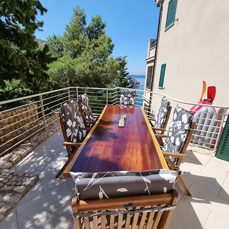 Relax , With Seaview And Two Pools Near * Starigrad