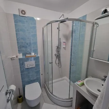 Relax , With Seaview And Two Pools Near